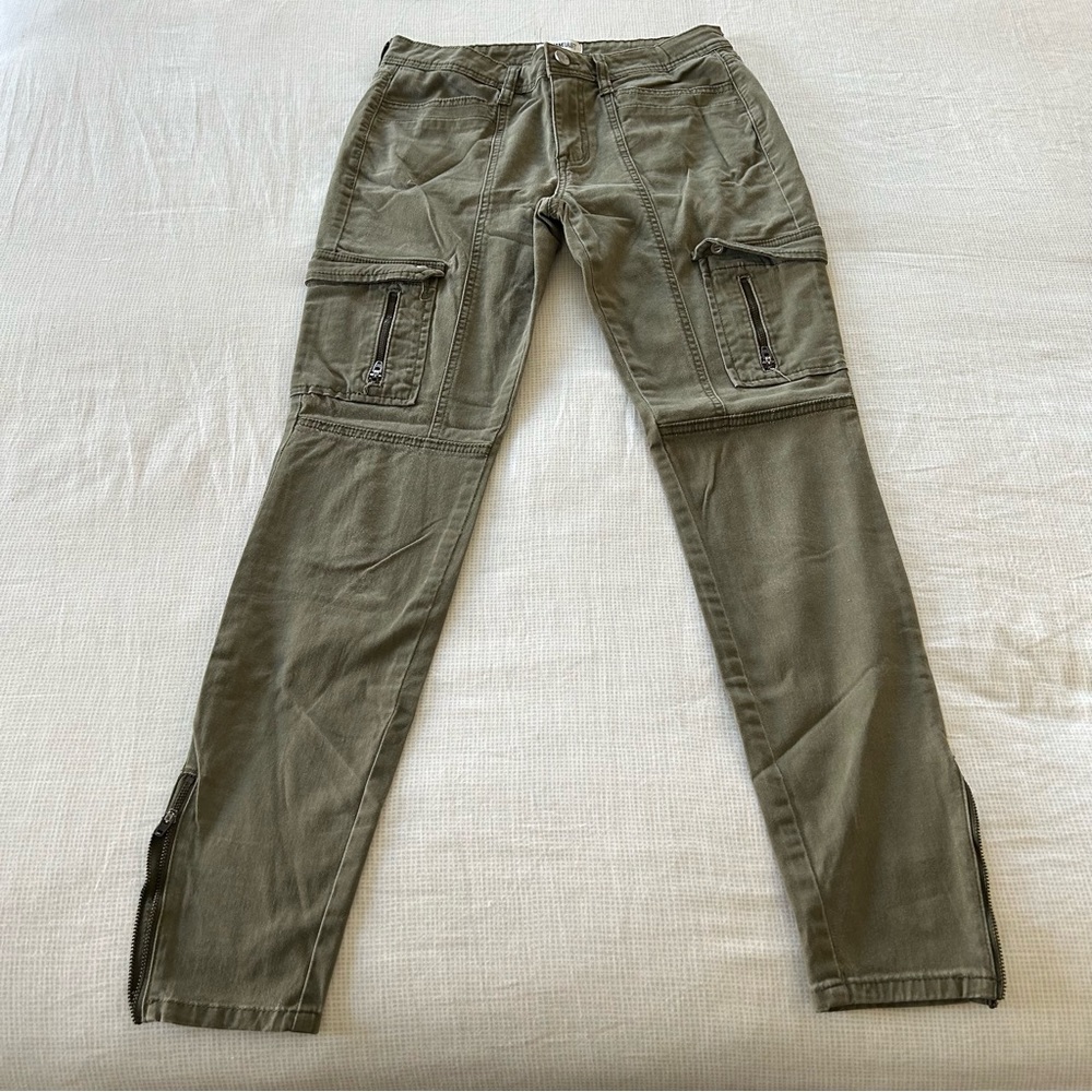 Olive Green Skinny Cargo Pants.